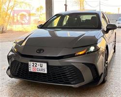 تۆیۆتا کامری